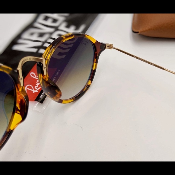 RB ROUND FLECK POP - Picture 3 of 6